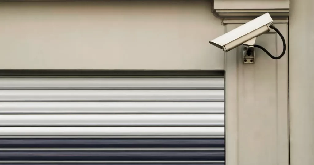 シャッターの防犯効果を高めるための工夫