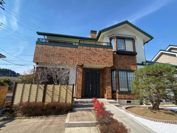   東金市　H様邸　外壁塗装とガレージの塗装をそろそろしたいと考えていました。イベントにも参加して雰囲気がよくわかりこうちゃんペイントにお願いすることにしました。