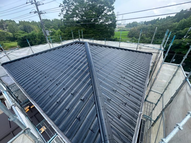   千葉市I様「以前から屋根の塗装を考えていてチラシを見て電話し決めました。仕上がりが良く頼んで大正解でした！」