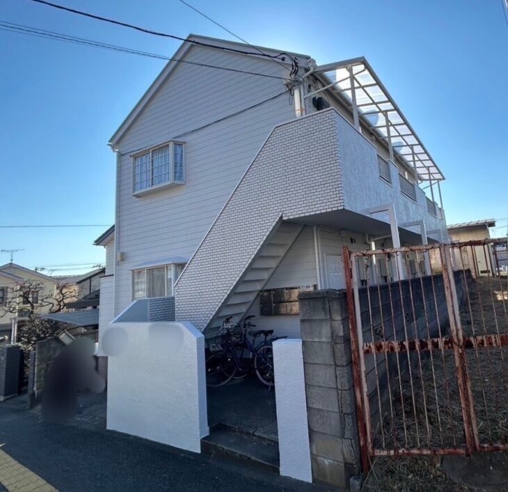 習志野市 Y様邸　アパート塗装　外壁・屋根塗装と雨漏りしたバルコニー修繕｜下地から丁寧に直した施工事例